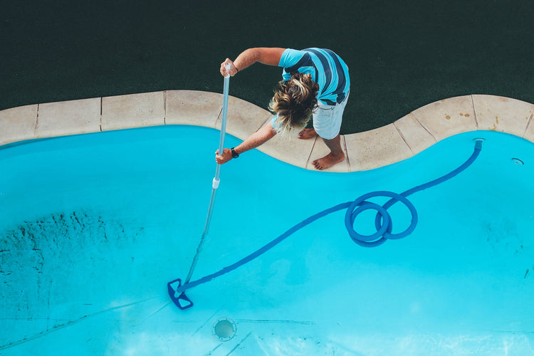 Ultra Pool Cleaning - Sarasota's Leading Swimming Pool Cleaning and Service Company