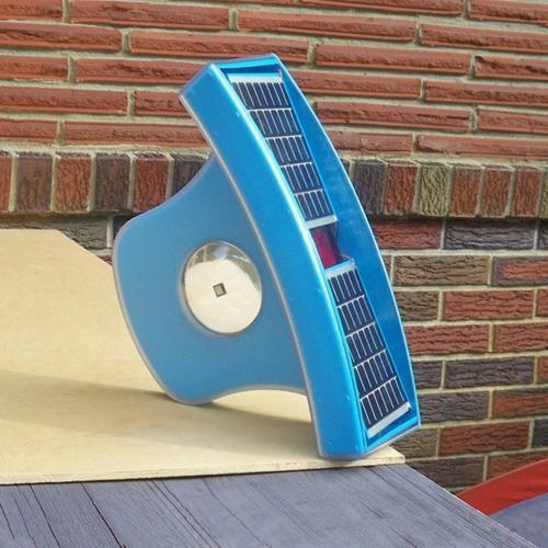 Solar Powered LED Ultimate Pool Light - NA4910